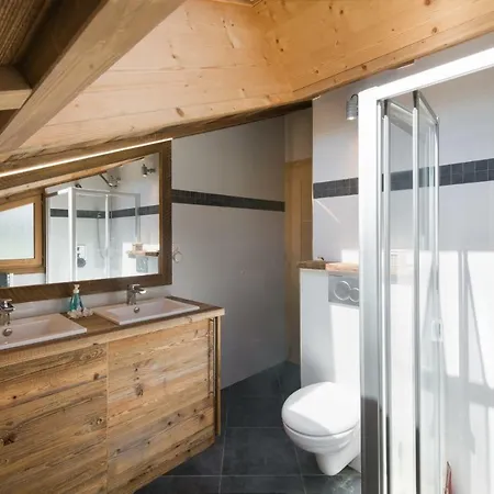 Les Bossons Chalet Sleeps 6