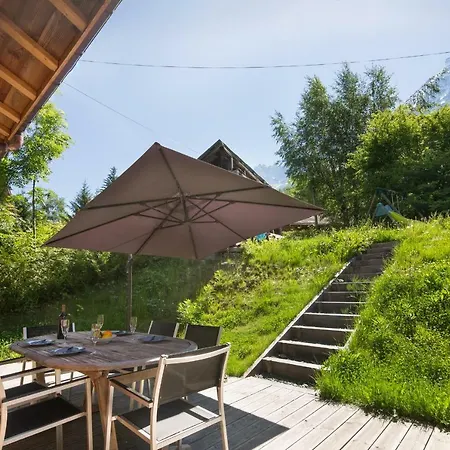 Les Bossons Chalet Sleeps 6 Chalet Chamonix