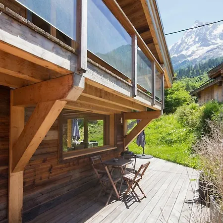 Les Bossons Chalet Sleeps 6 Chalet