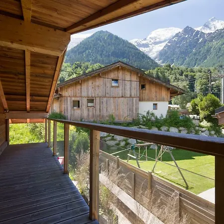 Les Bossons Chalet Sleeps 6 Chalet